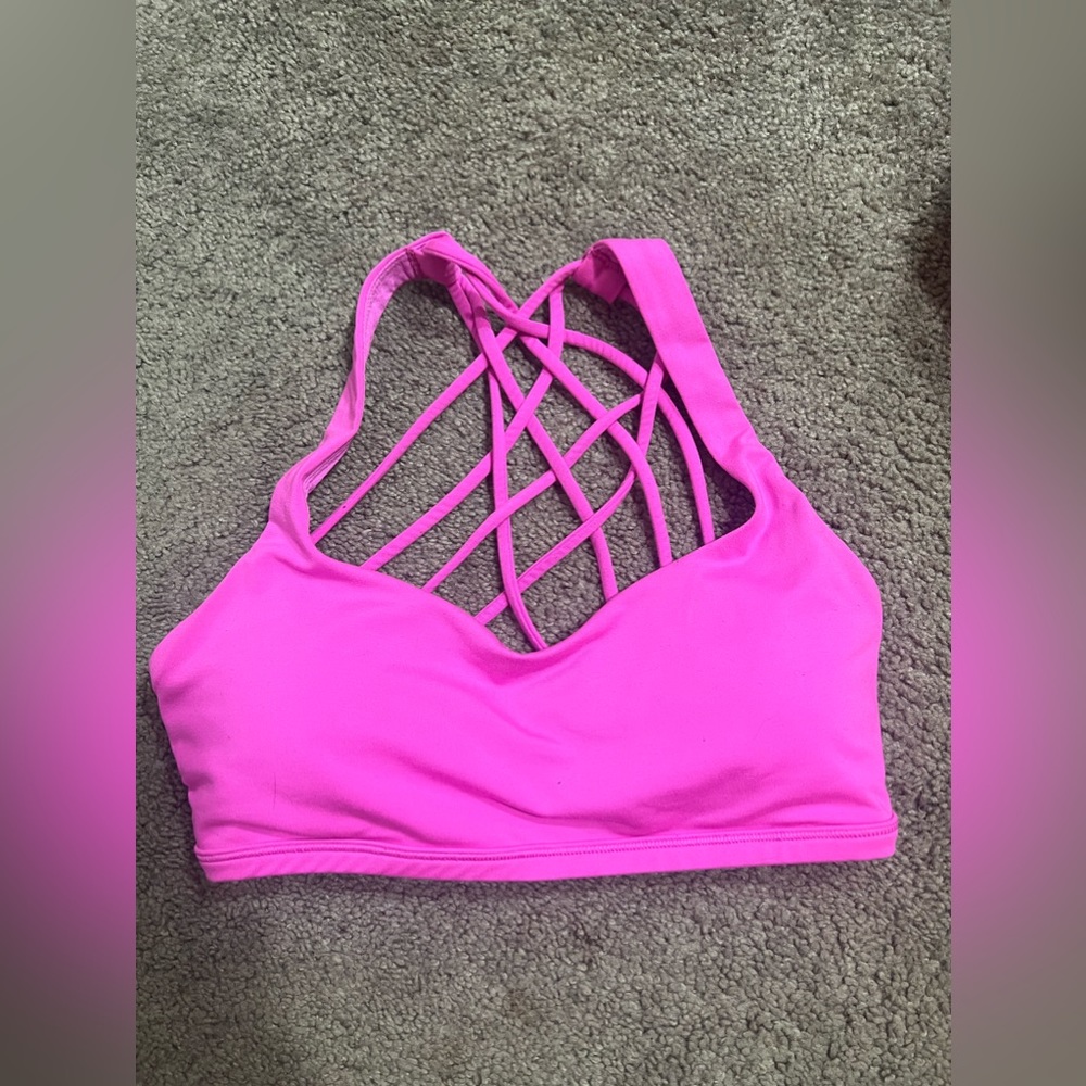 LULULEMON HOT PINK FREE TO BE BRA SIZE 4